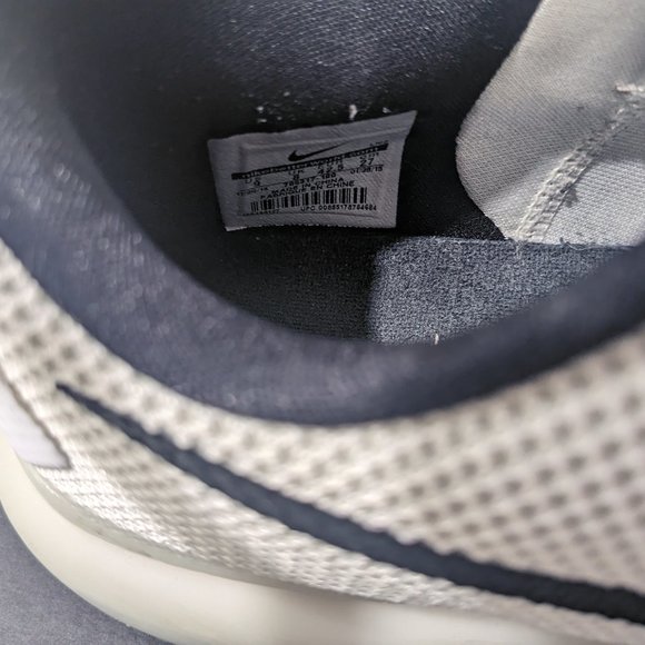 Kobe X Fundamentals Size 9 Men (White/Black/Gold) - Picture 14 of 14